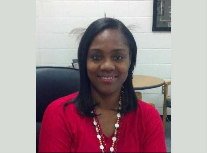 Muere exdirectora de escuela tras ser baleada en Wake Forest