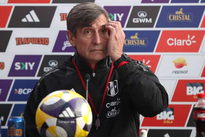 Óscar Ibáñez deja de ser el seleccionador de Perú y comienza la búsqueda de su sucesor