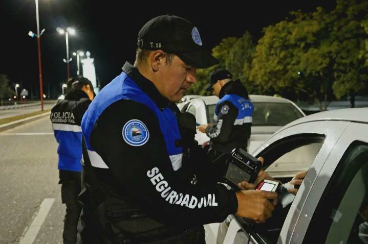 Desde septiembre la Policía de La Rioja comenzará a multar infracciones de tránsito