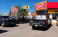 Asalta Oxxo, huye y lo detienen en el baño de un supermercado