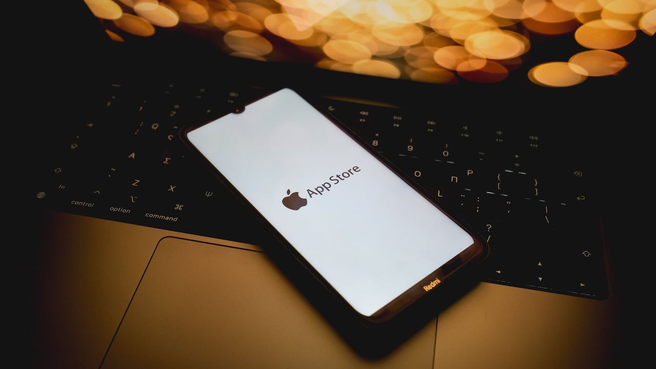 ¿Por qué todavía no sale en su iPhone la nueva actualización de iOS 26?