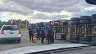 Vuelco de un camión provocó importantes demoras