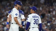 Dodgers clinch playoffs with win over Giants on Clayton Kershaw Day