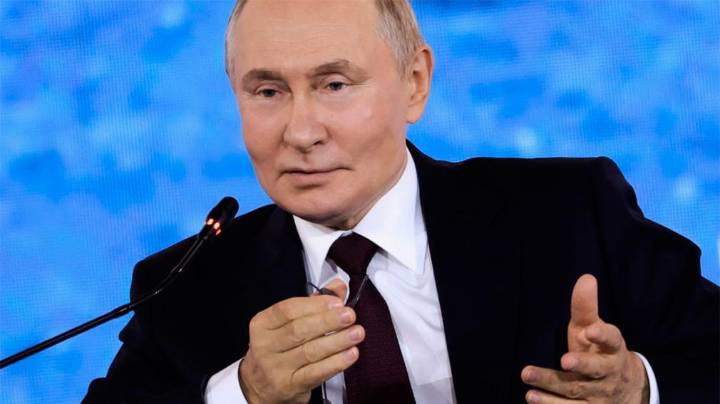 Putin invita a Zelenski a Moscú y advierte a Europa: “Sus tropas en Ucrania serán objetivos legítimos”