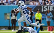 Colts dominate Titans, 41-20, to improve to 3