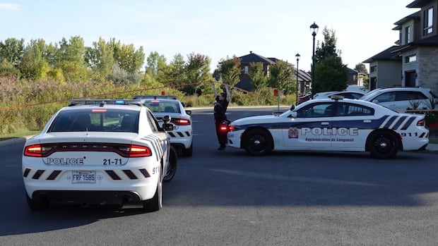 15-year-old boy dies after being shot by police in Longueuil, Que.
