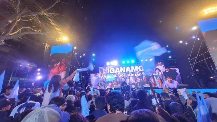 Amplia victoria del peronismo en Buenos Aires: Fuerza Patria se impuso por 13 puntos