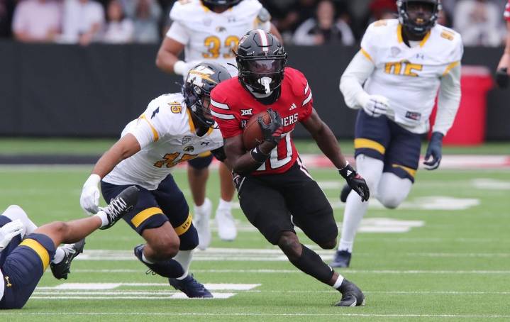 Deadspin | Behren Morton helps No. 24 Texas Tech blow out Kent State