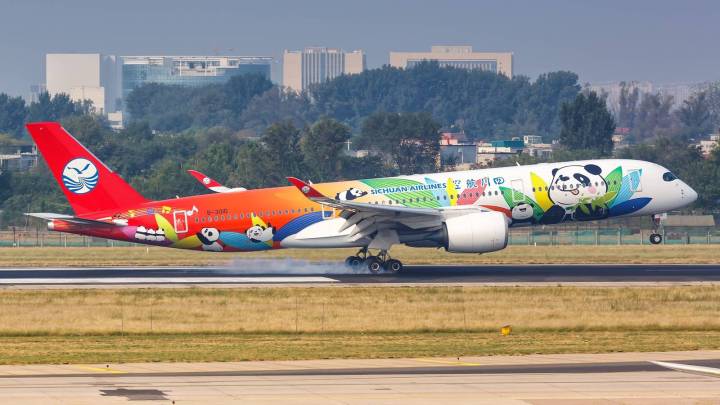 Sichuan Airlines' Return To Auckland Expected To Bring 22,000 Visitors To NZ Each Year
