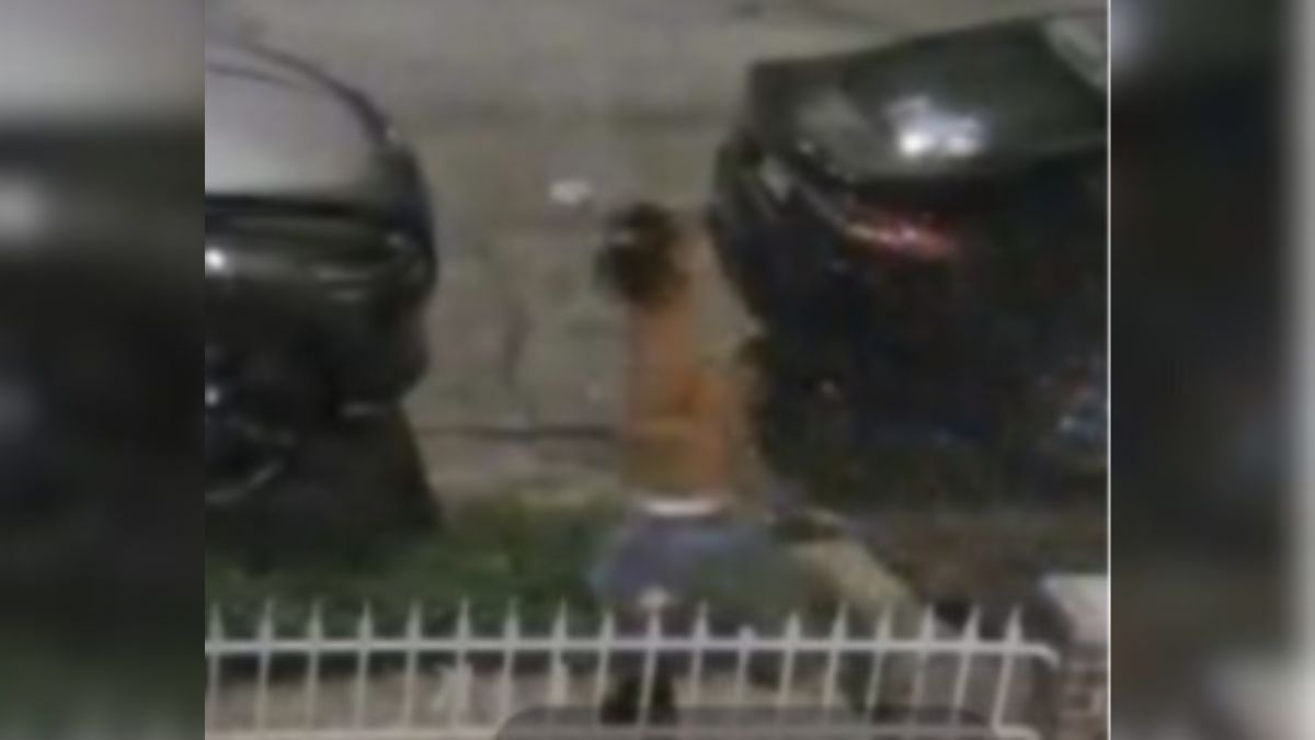 Man shoots at armed robber who stole his wallet, Philly police say