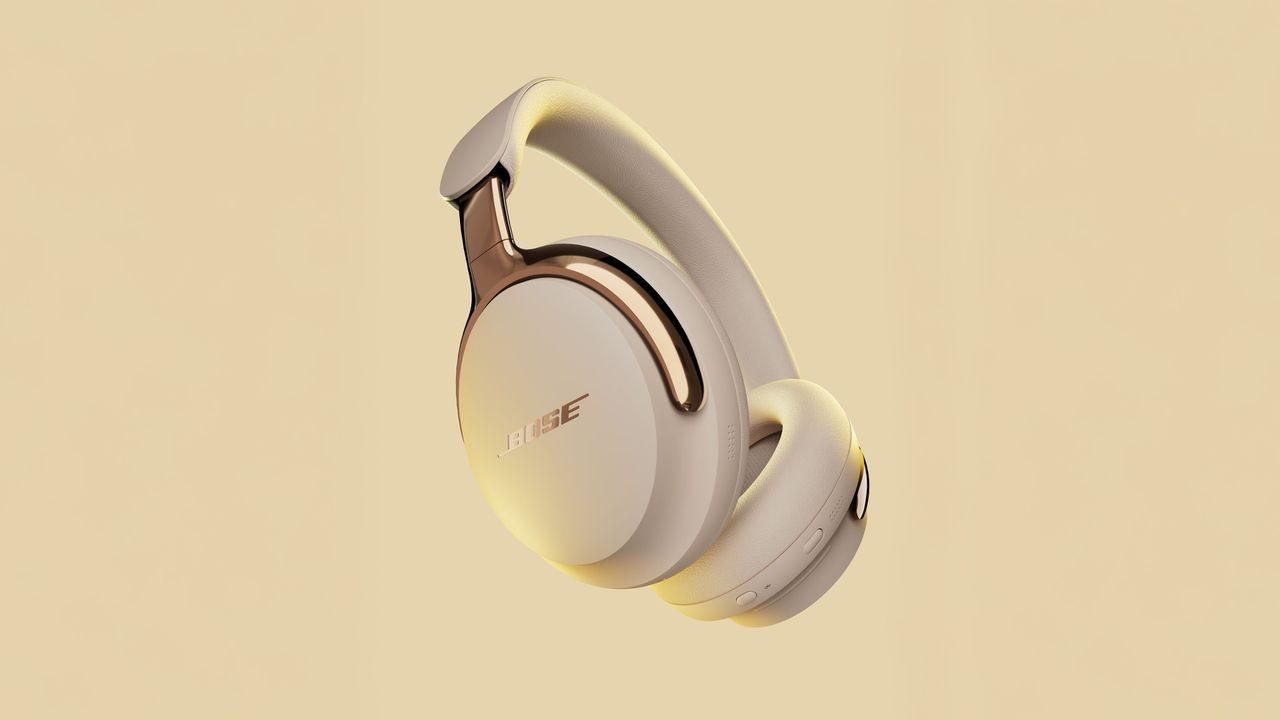 Discover the new Bose QuietComfort Ultra headphones with upgrades you'll want