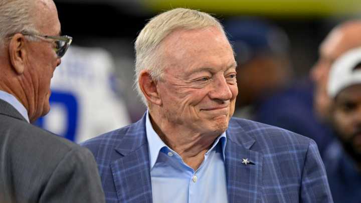 Cowboys fix major defensive hole by signing All