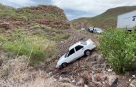 Cae auto al voladero