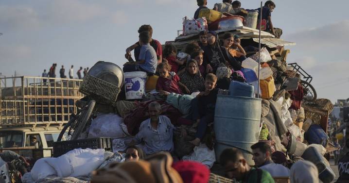 Gaza war: Israel begins expanded operation in Gaza City