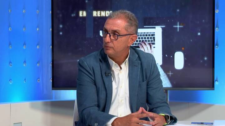 "Opositar es una vocación tardía actualmente"