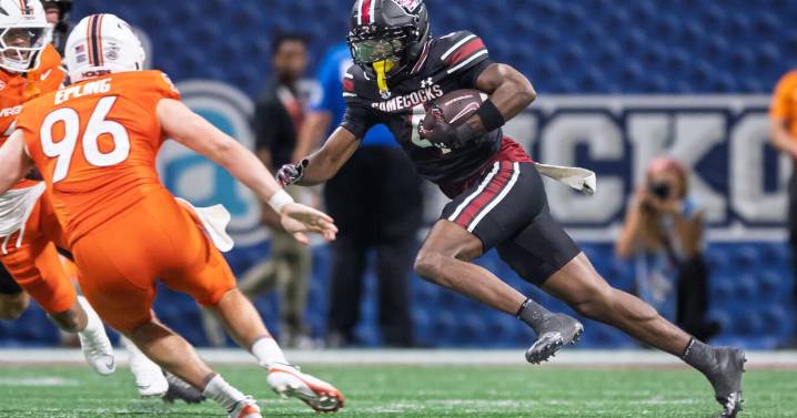 PHOTOS: South Carolina vs. Virginia Tech, Aflac Kickoff Game