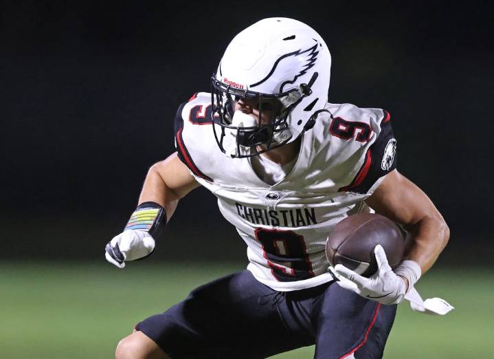 Football: Dominic Klimpke, Aurora Christian rout St. Edward