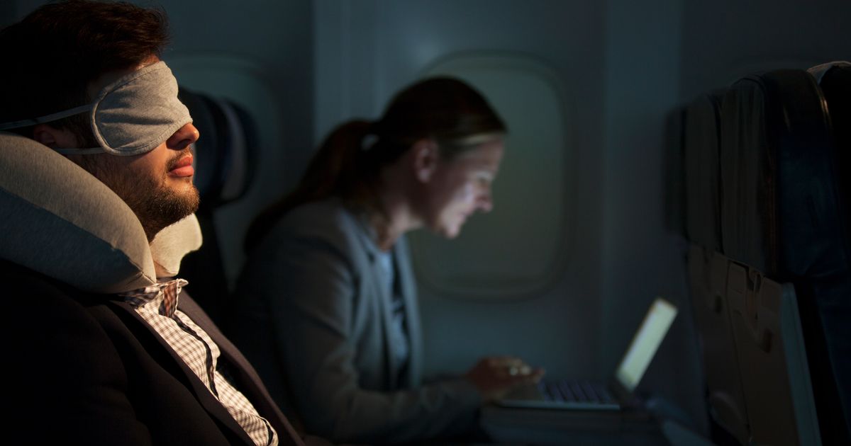 Crucial 'infection' risk message for flyers from eye expert