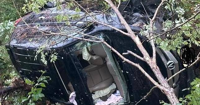 1 hurt after vehicle flips down embankment on Garden State Parkway