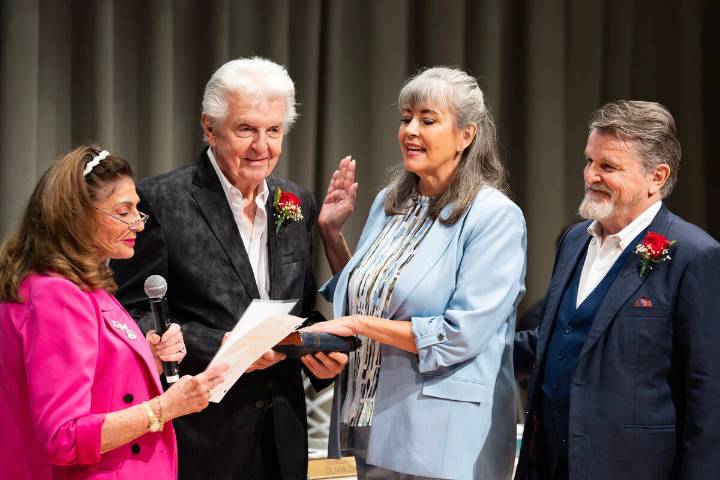 Las Vegas Councilwoman Kara Kelley takes oath | Las Vegas 
