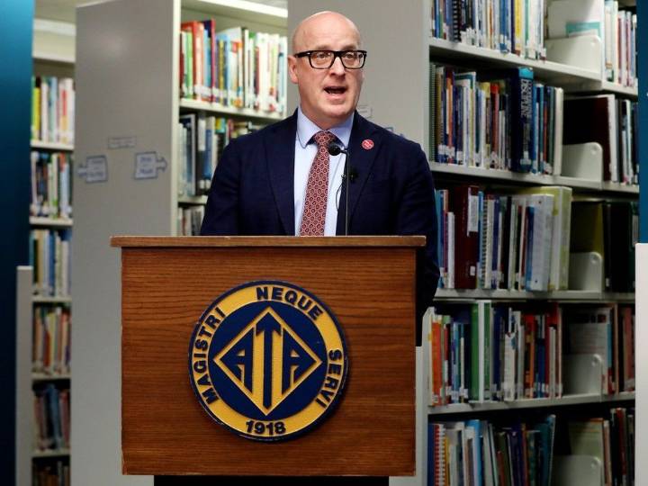 Alberta teachers set the strike clock