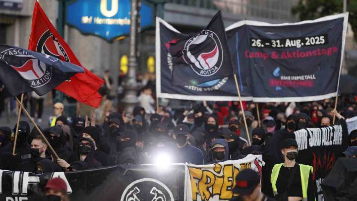 Trump declaró oficialmente al movimiento Antifa como "organización terrorista" en Estados Unidos