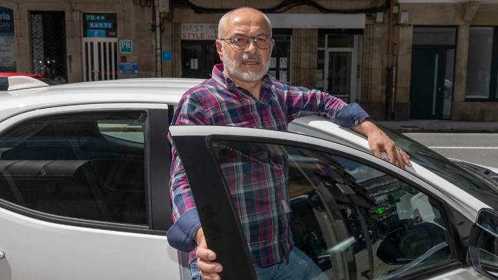 Suso Vilariño, director de autoescuela: «El 50 % de los alumnos suspenden el primer intento del examen teórico»