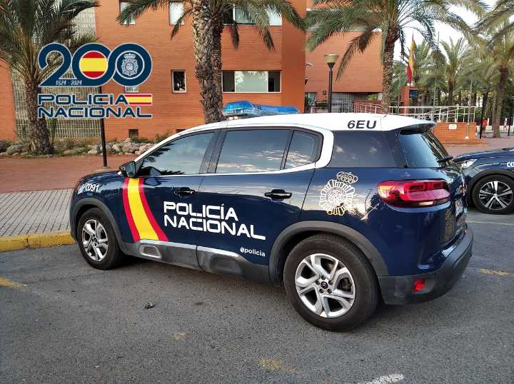 Dos detenidos por maniatar y causar diversas heridas con arma blanca a un tercero en Elche