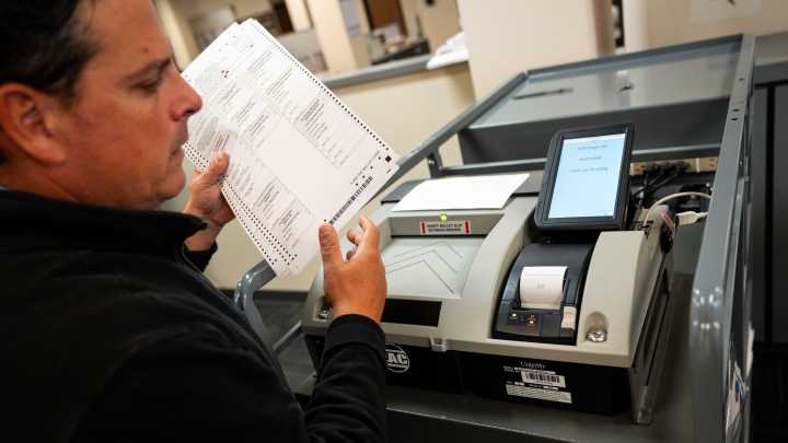 Who's running for city council, mayor in the Des Moines suburbs 2025