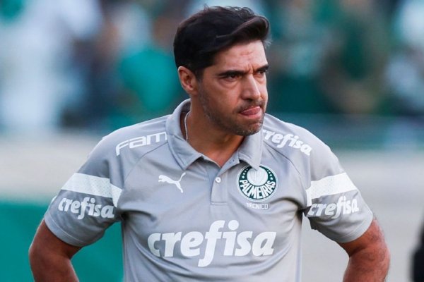 A una semana y media del partido ante River, está en duda la continuidad de Abel Ferreira en Palmeiras