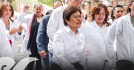 Agreden a simpatizantes a Cedillo y a su auto cuando salía del Carolino