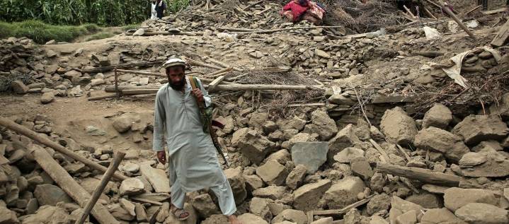 Confirman más de 1.400 muertos y 3.100 heridos tras terremoto en Afganistán