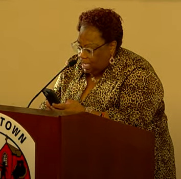 Eastpointe HR director alleges discrimination, retaliation by city manager