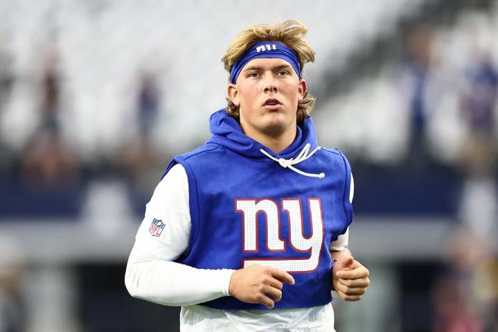 Deadspin | Rookie Jaxson Dart, winless Giants have tall task vs. Chargers