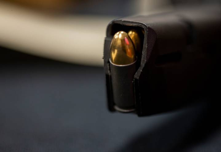 Multnomah County bans concealed carry guns in county buildings