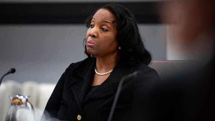 Lisa Cook's bank documents appear to contradict Trump admin's mortgage fraud allegations