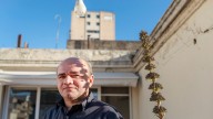 Stênio Gardel: "Crecí con mucho miedo y vergüenza por ser gay"