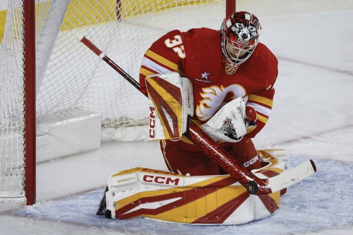 Flames sign goalie Dustin Wolf to 7-year, $52.5 million extension