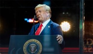 Trump honra a Charlie Kirk calificándolo como uno de «los más grandes patriotas» de EEUU