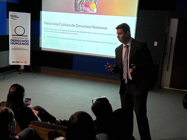 Imparten capacitaciones en materia de Derechos Humanos a personal de la Secretaría de Cultura