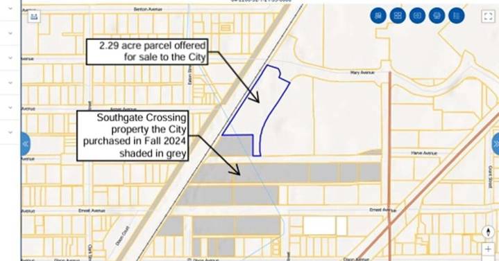 City to look at buying land near Southgate Mall, reselling it to developer