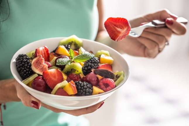 Eating fruit could slash effects of air pollution on the lungs, study finds