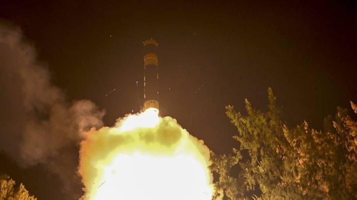 India test-fires nuke-capable missile from railway tracks: China, Pak in Agni