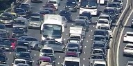 Cómo actuar ante un choque en cadena: precauciones posteriores al accidente y trámites necesarios ante las compañías de seguro