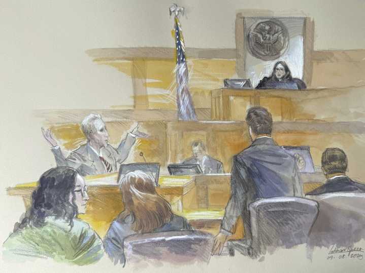 Man accused of trying to assassinate Donald Trump rests case