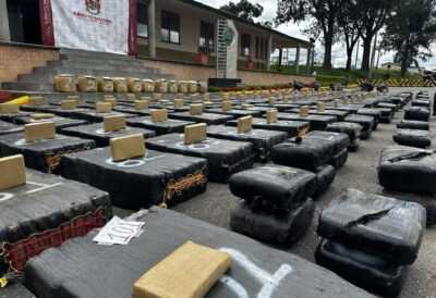 Autoridades colombianas incautan 3,5 toneladas de marihuana cerca de la frontera con Perú