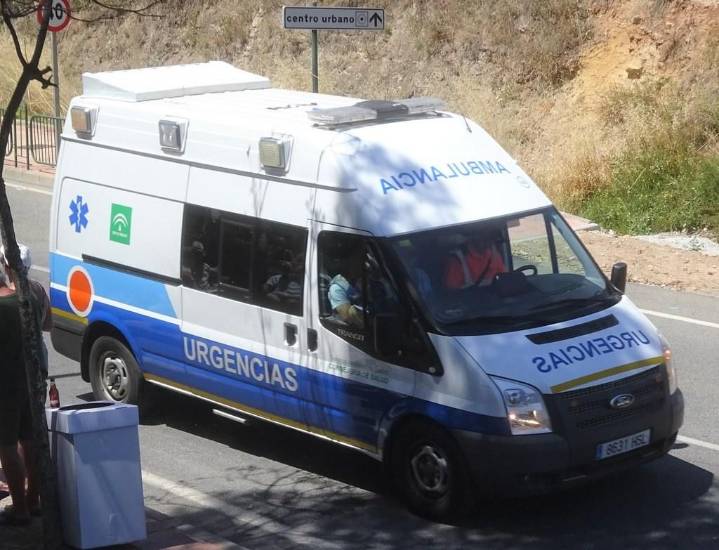 Dos accidentes de tráfico simultáneos en Huelva capital dejan varios heridos, entre ellos dos menores