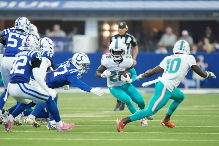 Live updates: Miami Dolphins at Indianapolis Colts, 1 p.m. kickoff