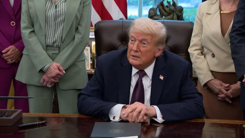 Trump dice que planea hablar en el funeral de Charlie Kirk
