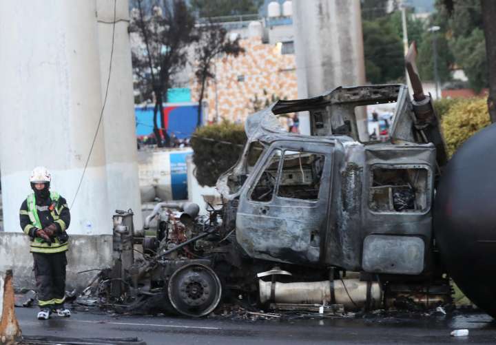 Ciudad de México indaga exceso de velocidad como causa de explosión de camión de gas